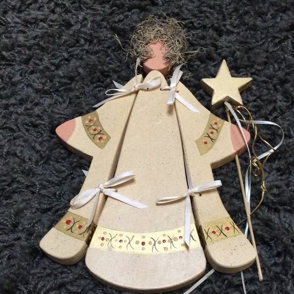 3 wooden hand crafted Christmas signs. 2 hanging signs 1 decorative angel - Picture 4 of 4